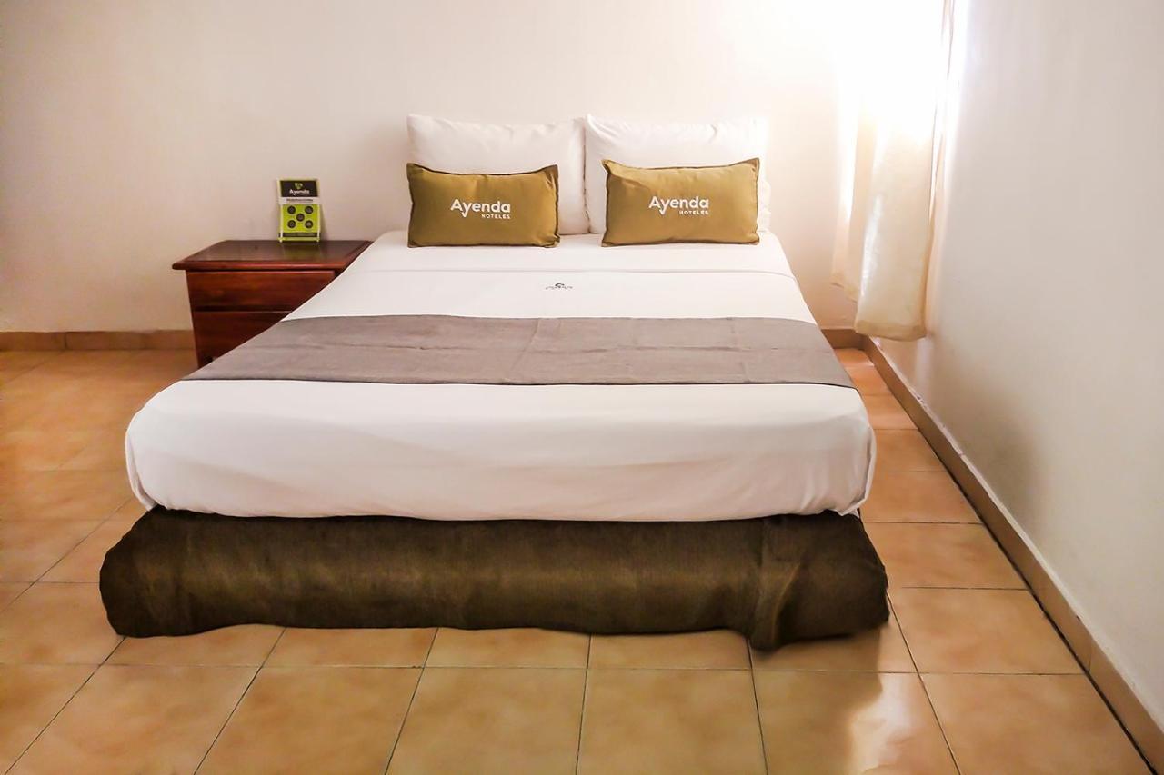 Ayenda 1622 Charmin Hotel Santa Marta  Kültér fotó
